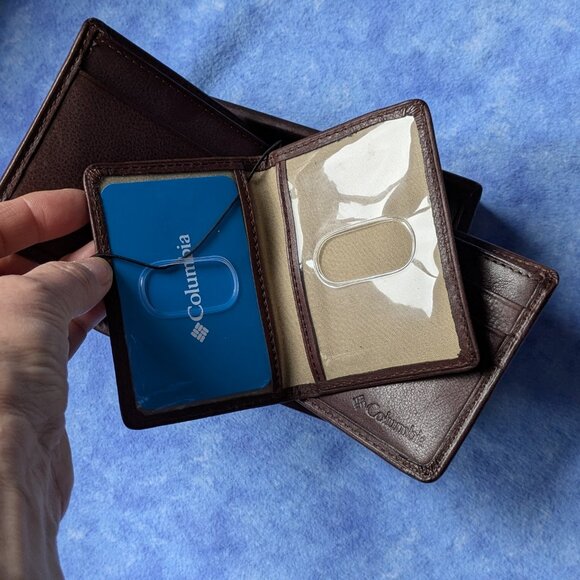 Columbia Leather Wallet - Picture 4 of 8